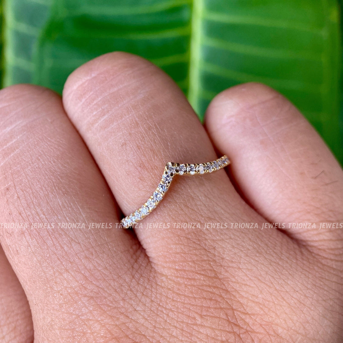 V Shaped 0.31TCW Moissanite Wedding & Stackable Band