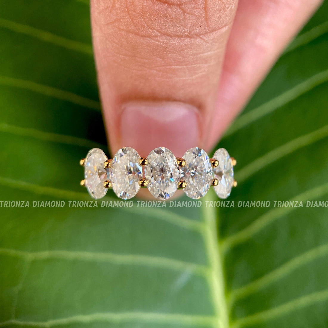 Oval Lab Grown Diamond 5 Stone Wedding Band | 14K Gold, IGI Cert