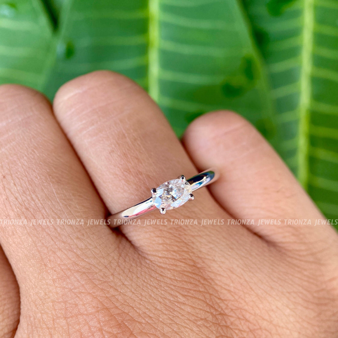 14K Gold East-West Oval Moissanite Engagement & Promise Ring