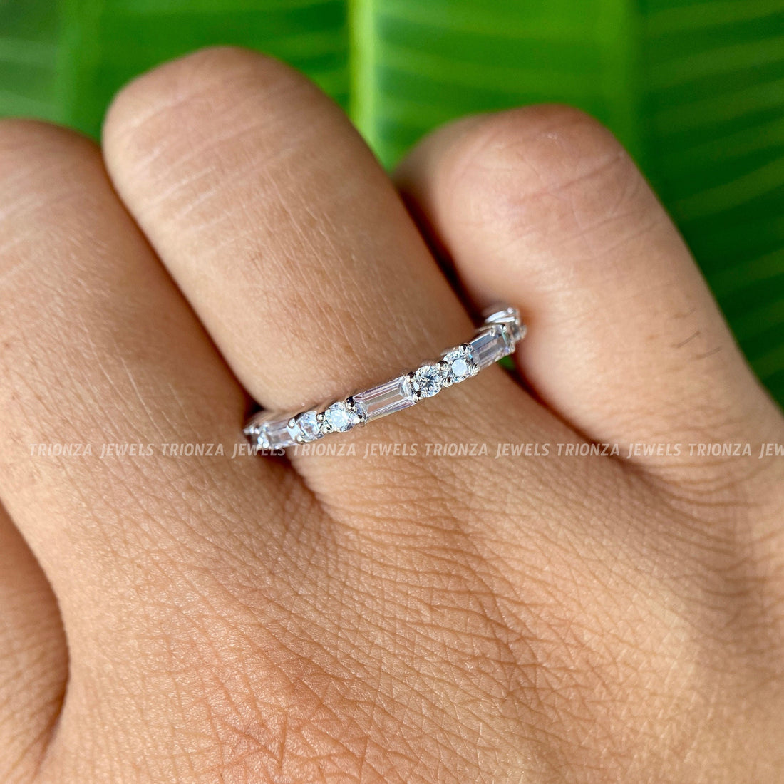 Baguette & Round Moissanite Half Eternity Wedding Band | Yellow Gold