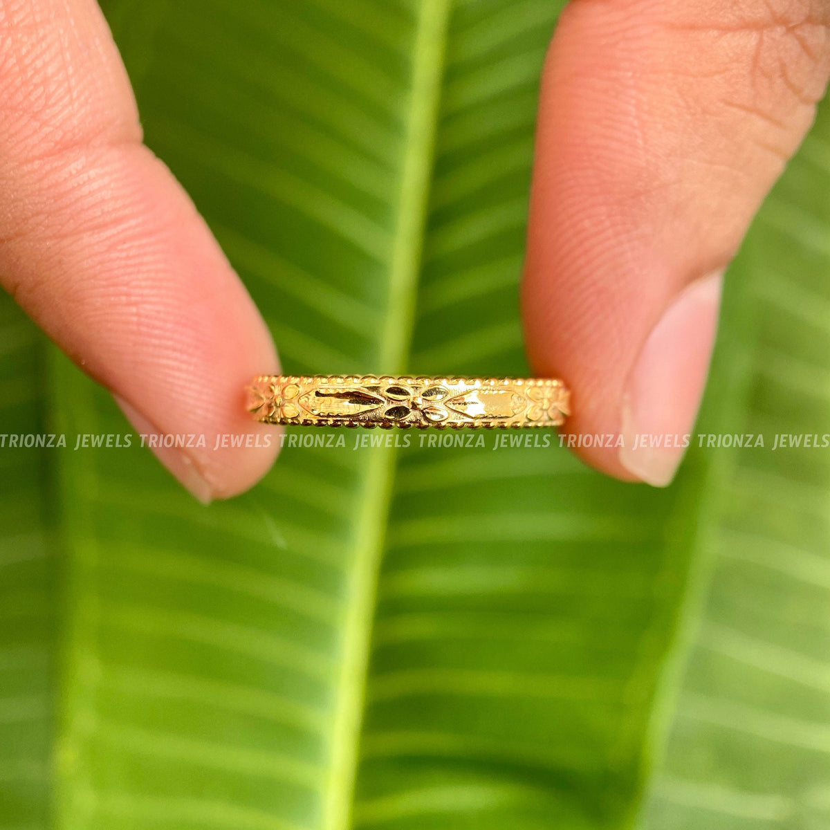 TrionzaDiamond wedding ring band crafted with a handmade floral pattern for lasting elegance
