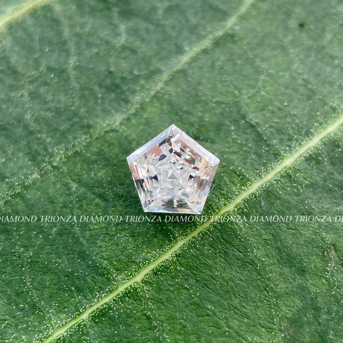0.70 CT Lab Grown Pentagon Diamond F/VS - Colorless Loose CVD