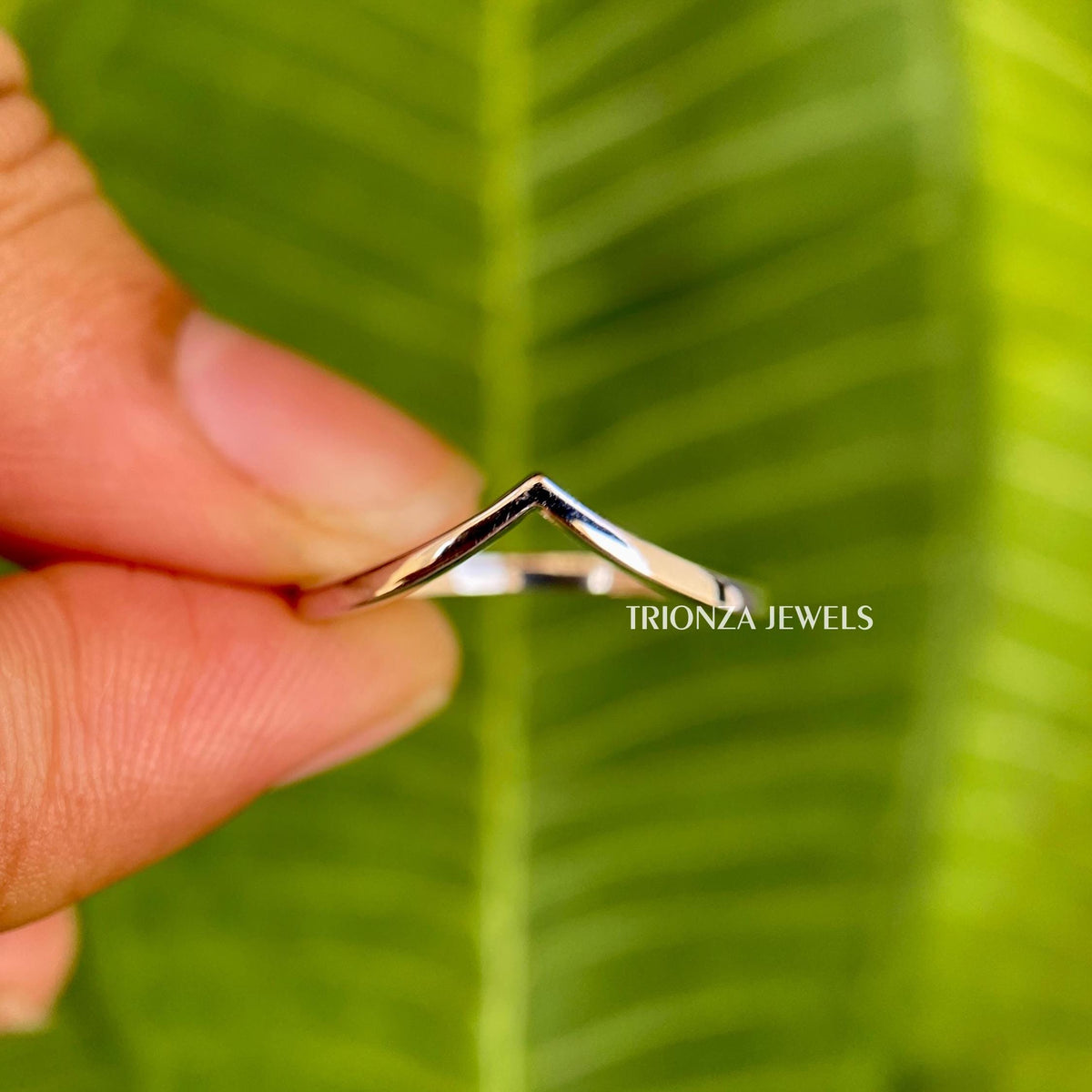 14k gold wishbone ring