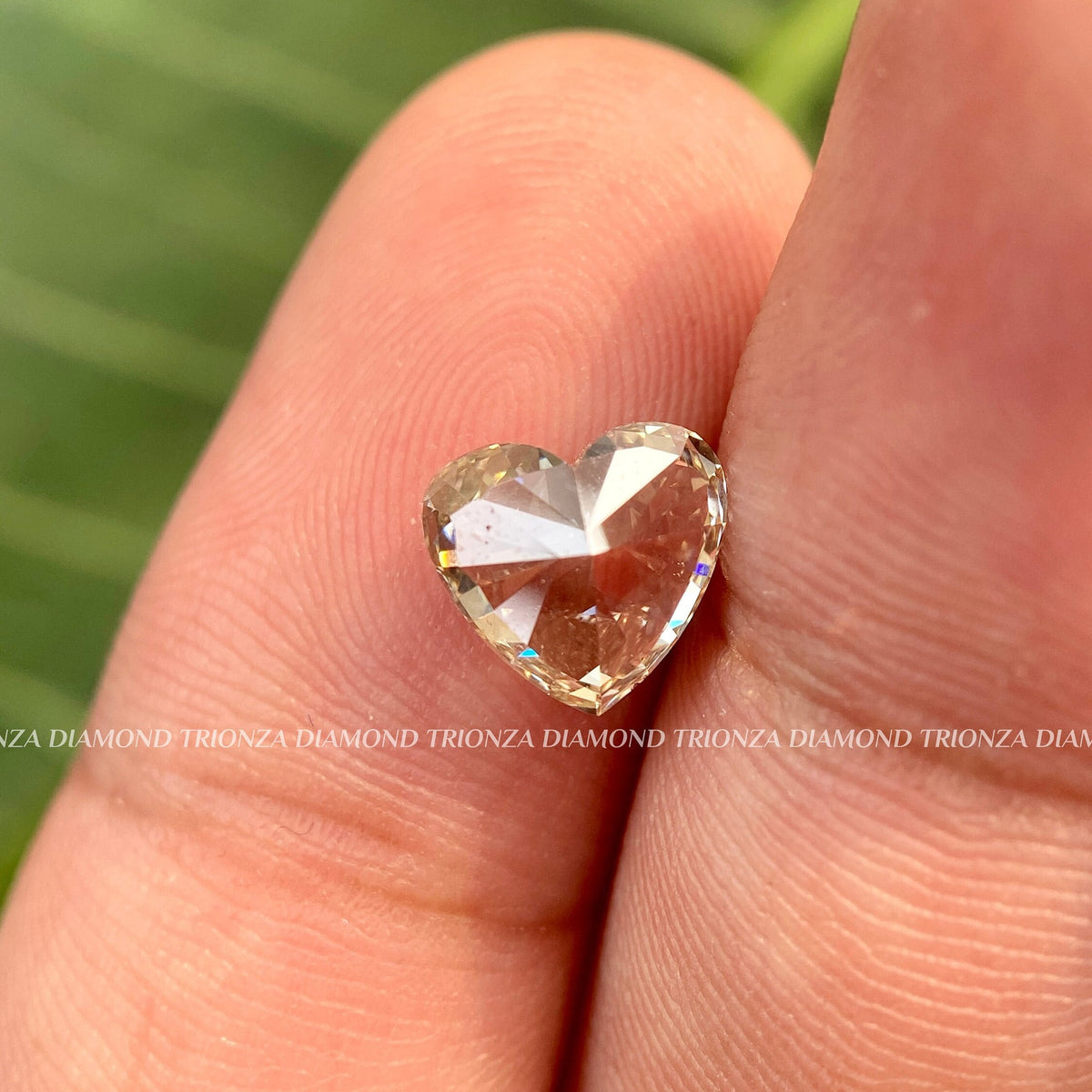 fancy color diamond for custom jewelry