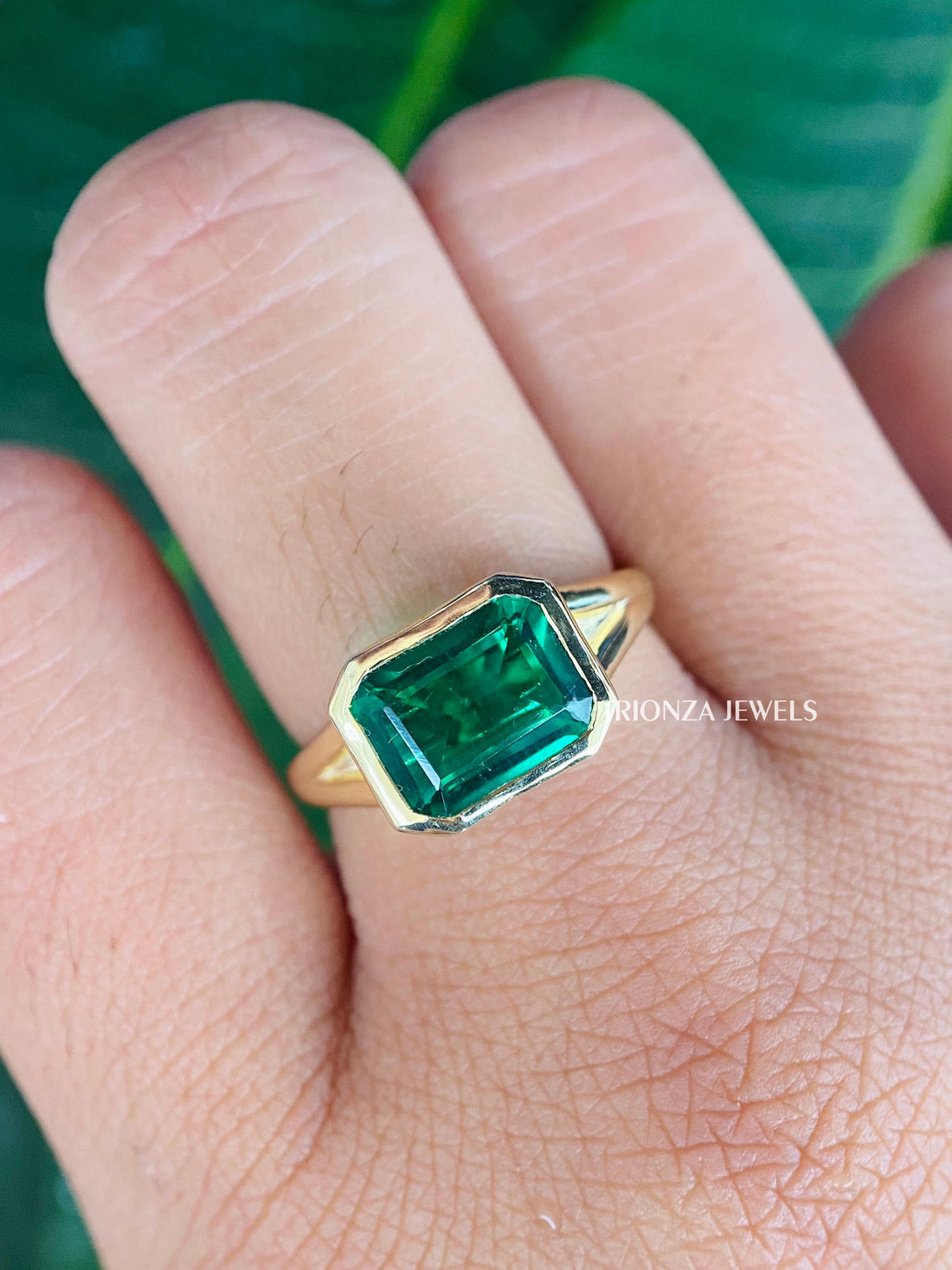 2.5 CT Green Emerald East-West Bezel Ring | 14k Yellow Gold Solitaire