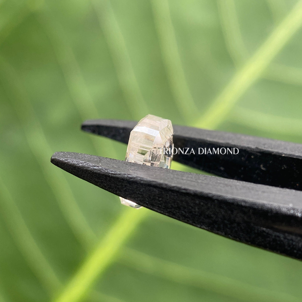 Hand made solid gold pendant featuring the duck shape lab grown diamond for women