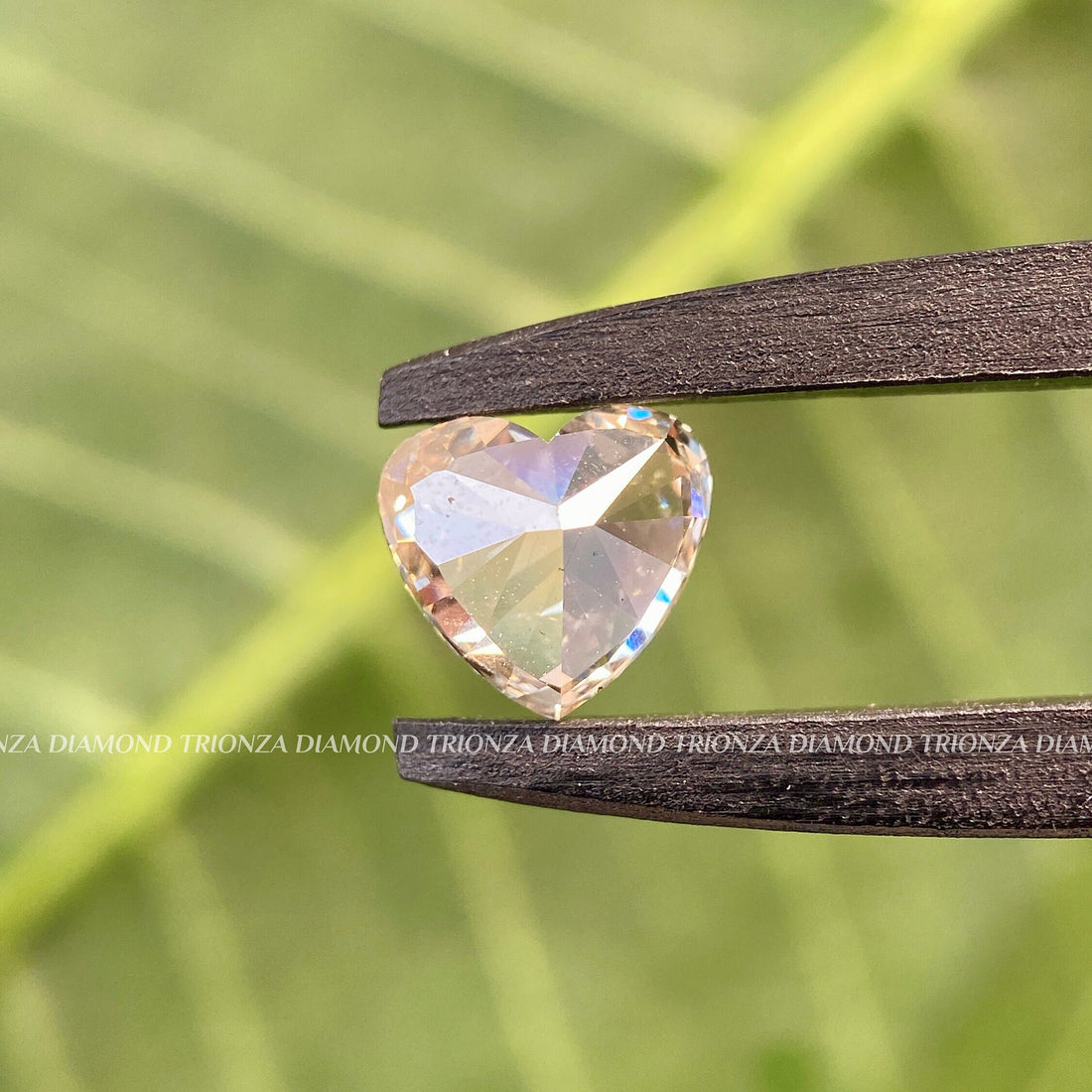 Heart Shape Lab Grown Diamond | Fancy Color 0.5-1.5 CT | IGI Certified