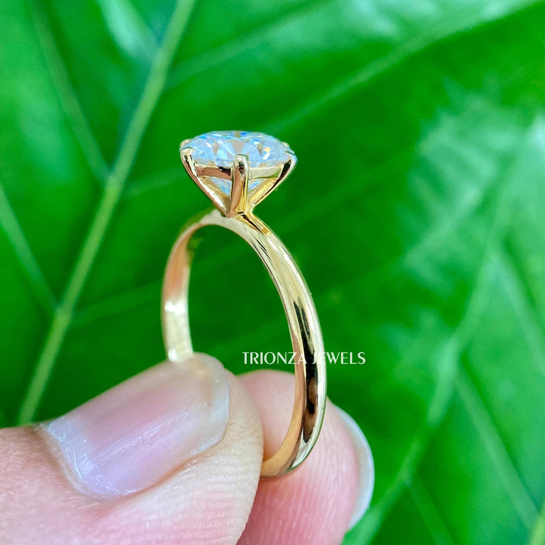 6-Prong Round Moissanite Engagement Ring | 14K Gold Solitaire Promise Ring