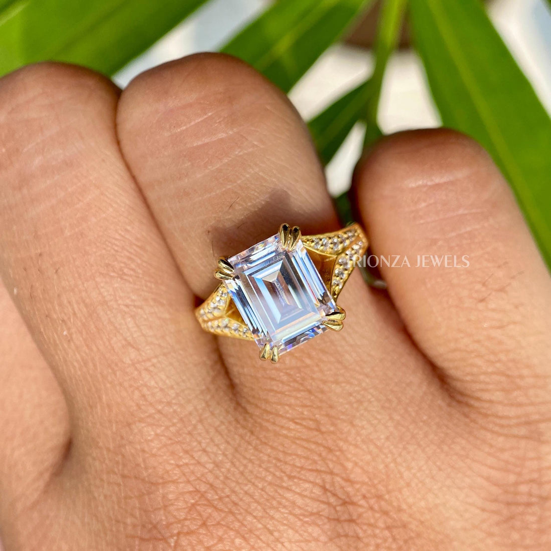 Emerald Cut Moissanite Ring 3 CT 14K Gold - Engagement & Wedding