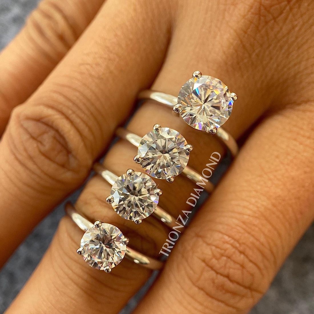 Round cut lab grown diamond solitaire ring crafted in 14K solid gold for engagements