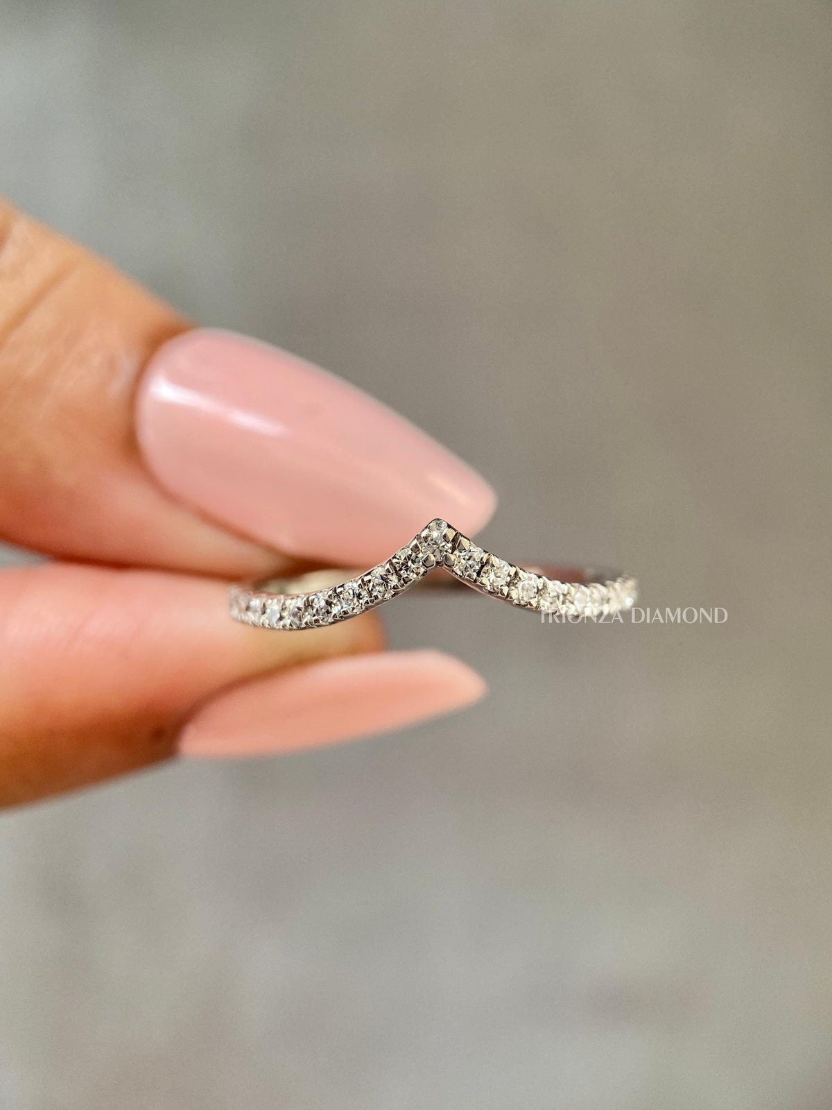 curved chevron diamond band