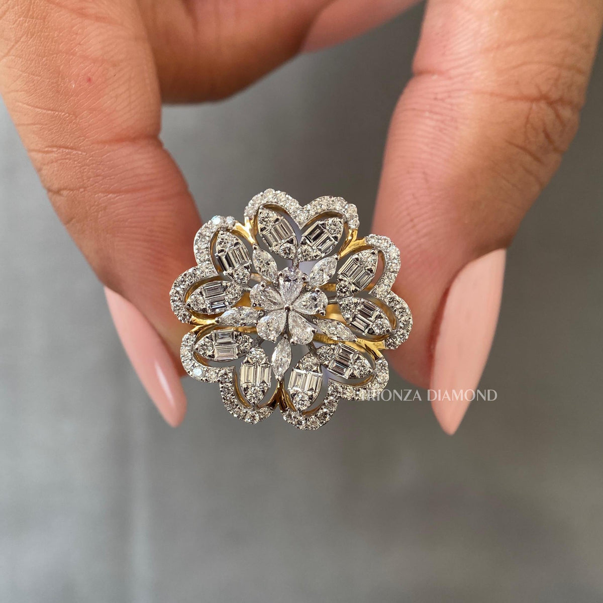 TrionzaDiamond ring designed for anniversary and birthday gifts for her