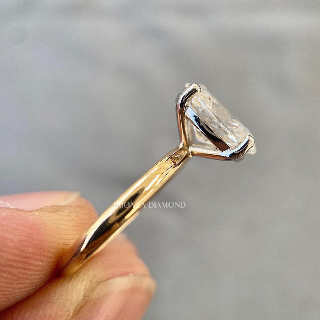 3 CT Oval Lab Grown Diamond Engagement Ring, IGI Certified