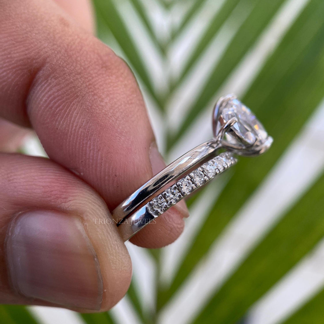 1.25 CT Pear Moissanite Toi Et Moi Two Stone Bridal Wedding Set