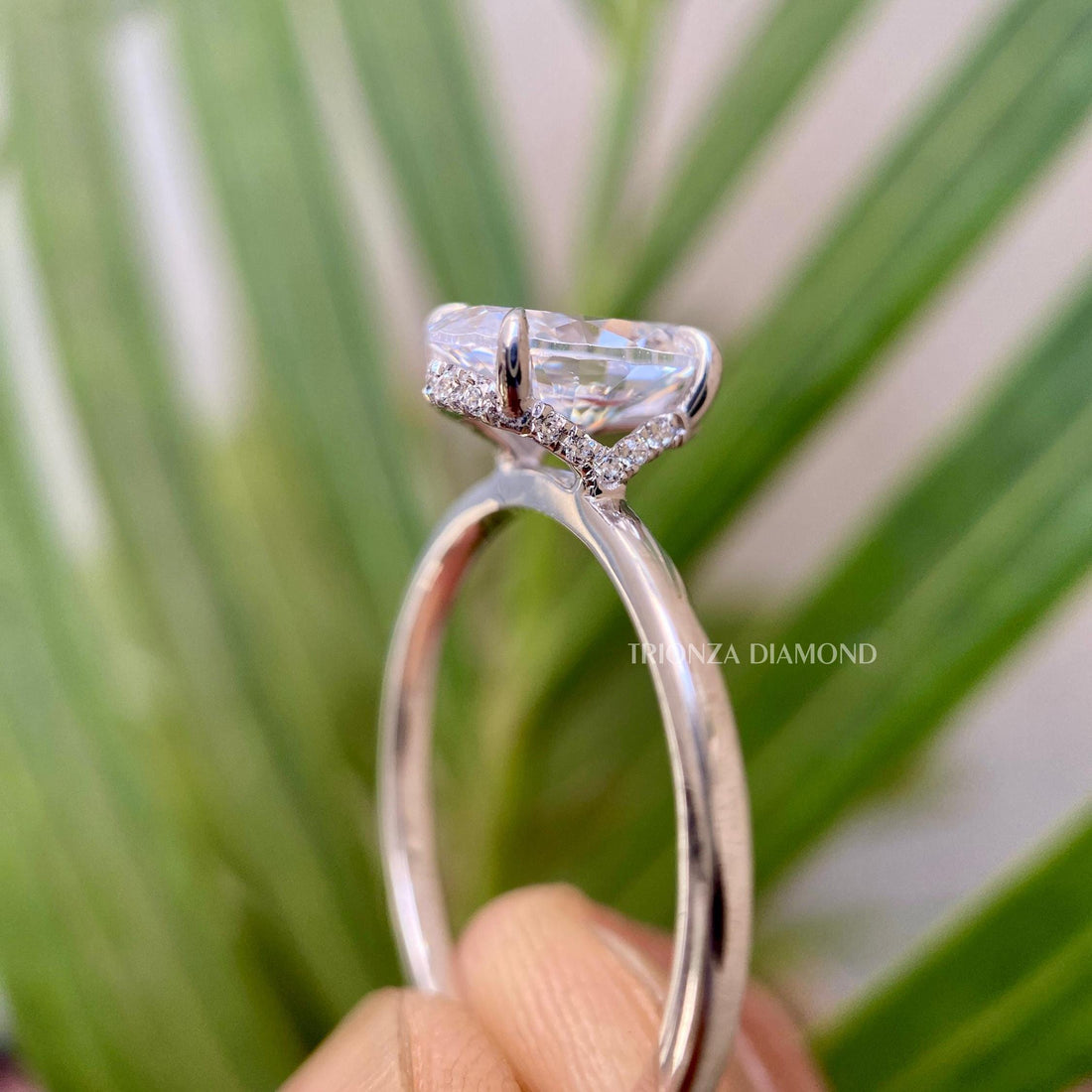 3 CT Oval Moissanite Engagement Ring | 14K Gold Solitaire for Her