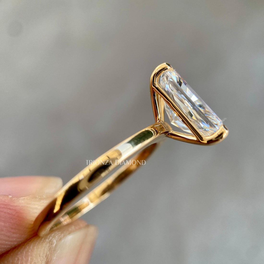 4 CT Radiant Lab Grown Diamond Solitaire Wedding Ring 14k Gold