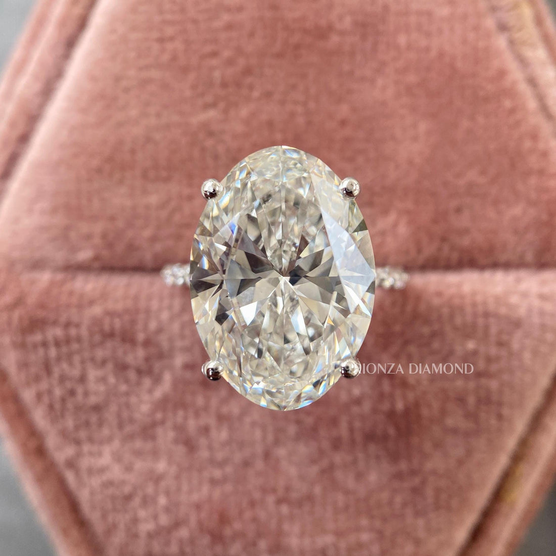 10 CT Oval Lab Grown IGI Certified Diamond Ring - F/VS1 Anniversary