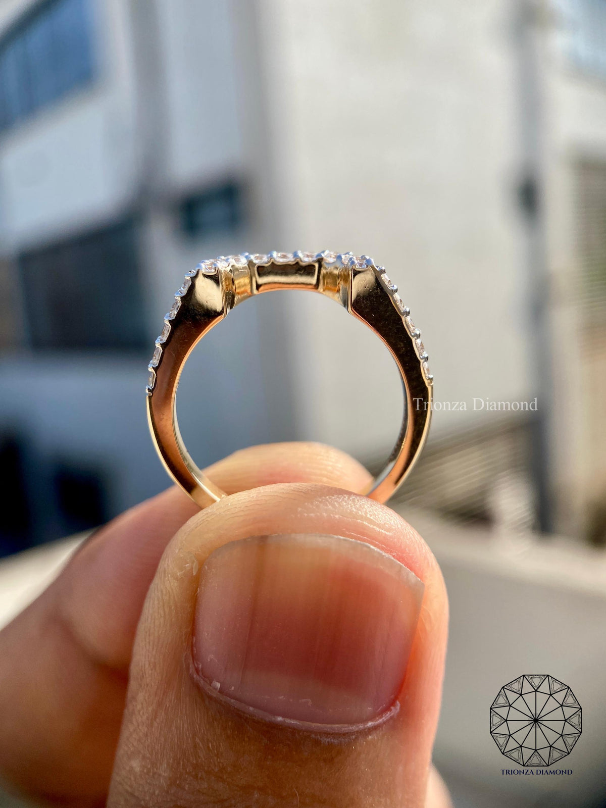 IGI certified lab grown diamond set in a handmade TrionzaDiamond wedding band