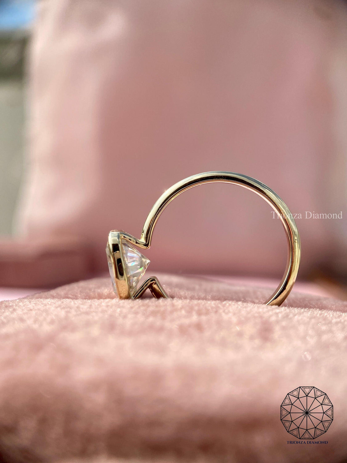 TrionzaDiamond engagement ring designed for your forever moments