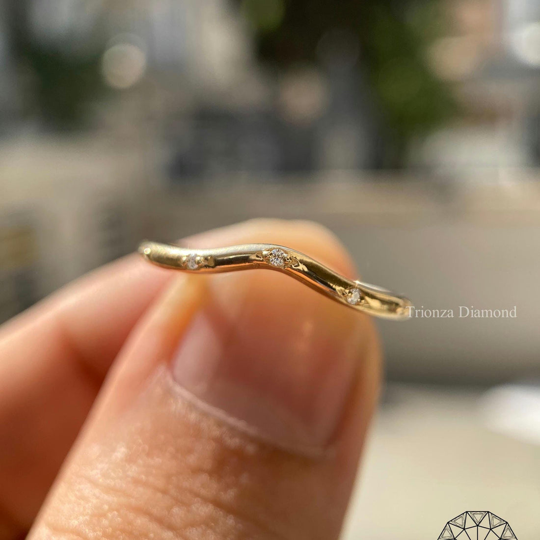 round diamond wedding band