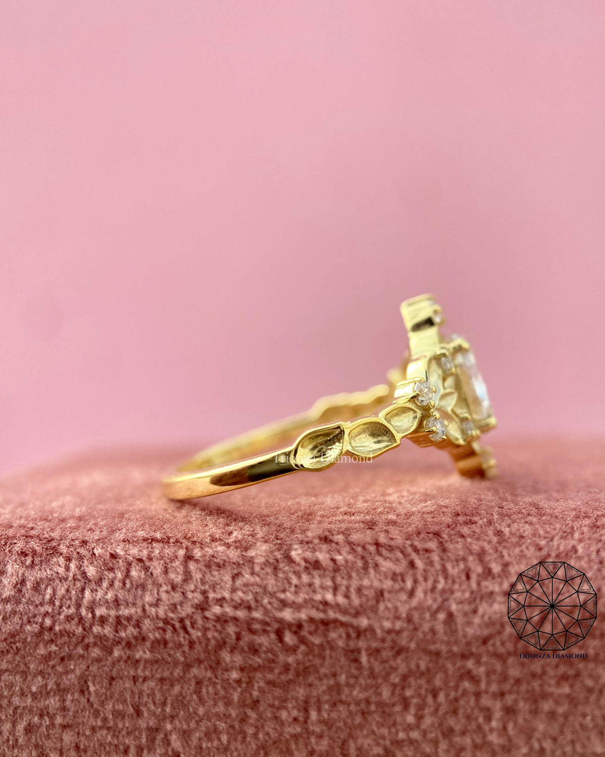 TrionzaDiamond engagement ring designed for your forever moments
