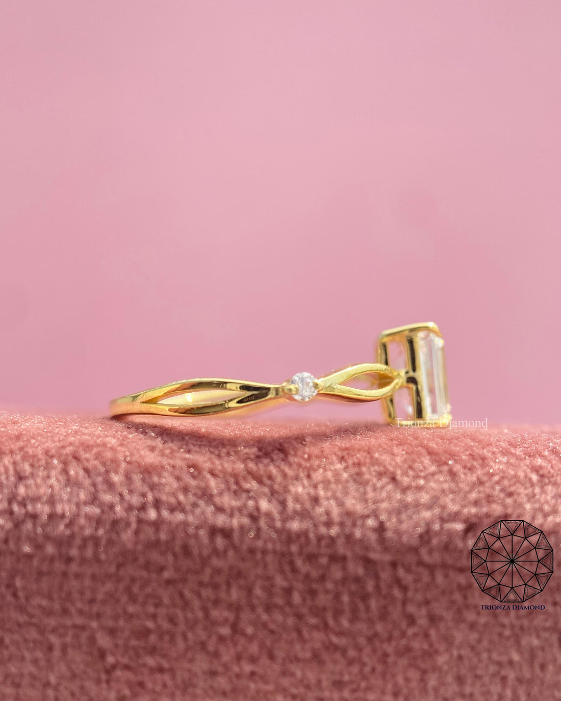 0.96 CT IGI Emerald Cut Lab Diamond Engagement Ring 14K Gold Twisted Band