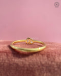 Woman wearing the toi et moi ring, showcasing the two stone design on her hand