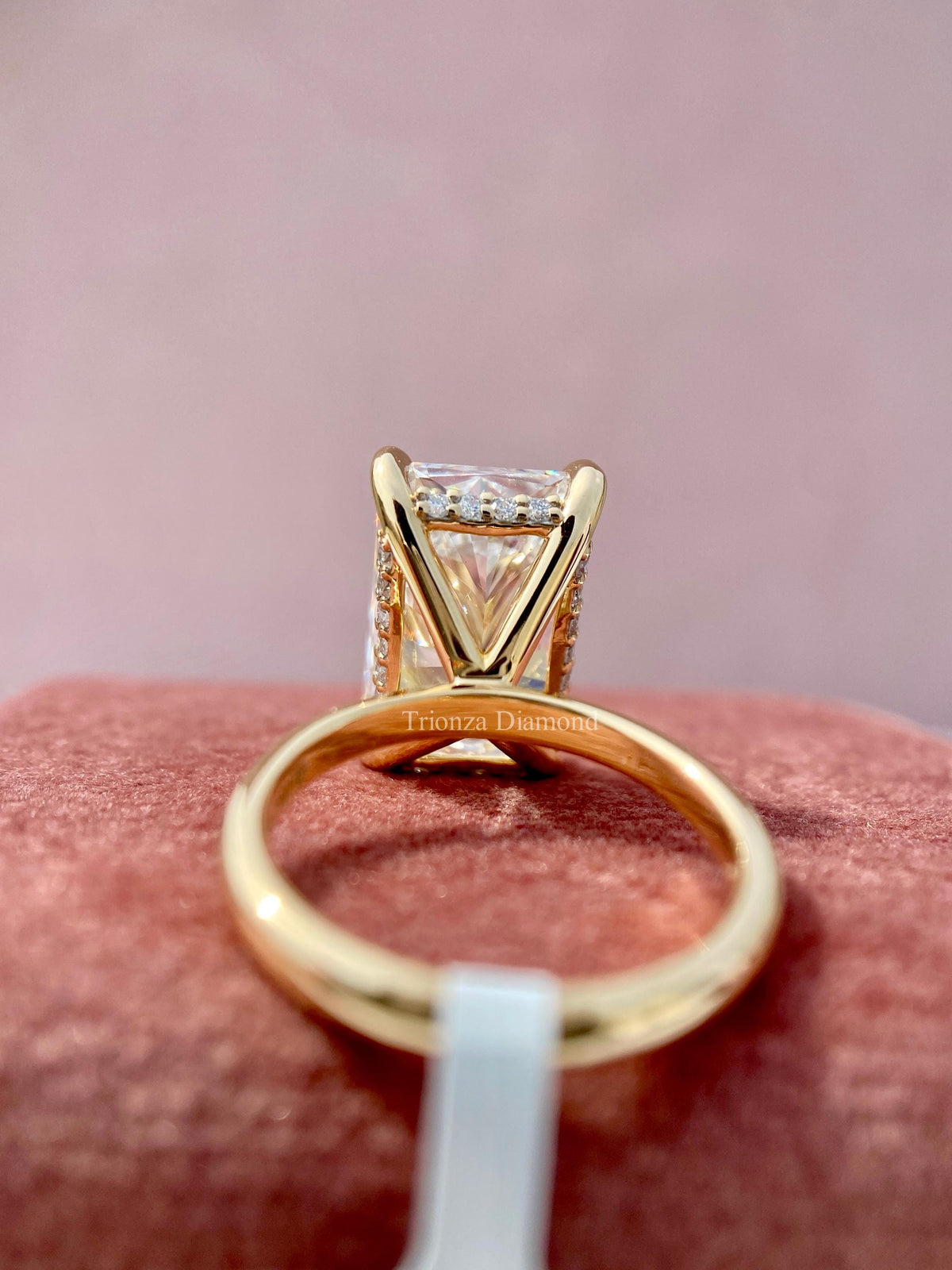 18k gold diamond ring