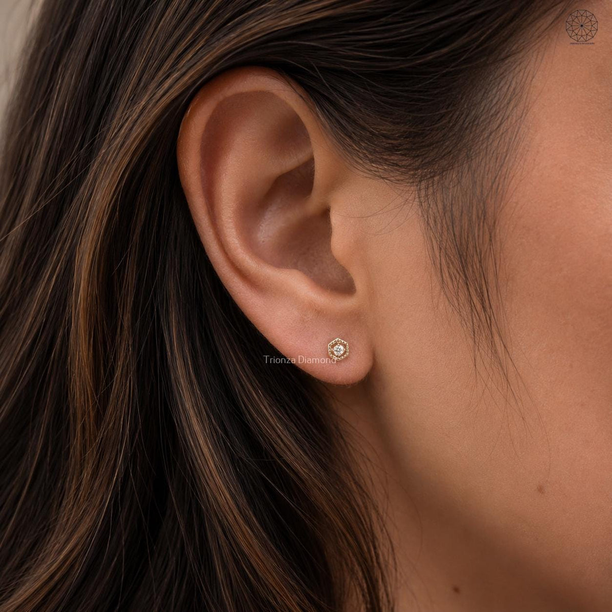 TrionzaDiamond hexagon stud earrings handcrafted with G color SI1 clarity diamonds